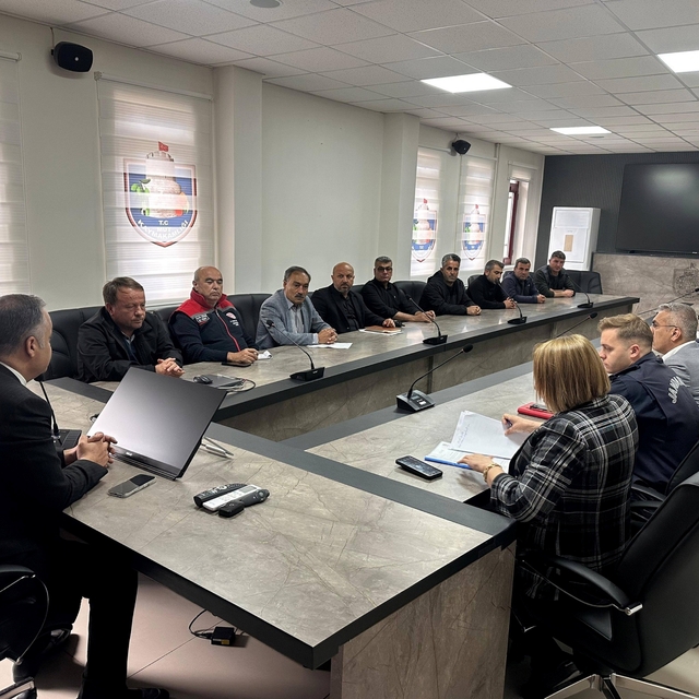 Mut'ta 2026 kayısı hasadı değerlendirildi