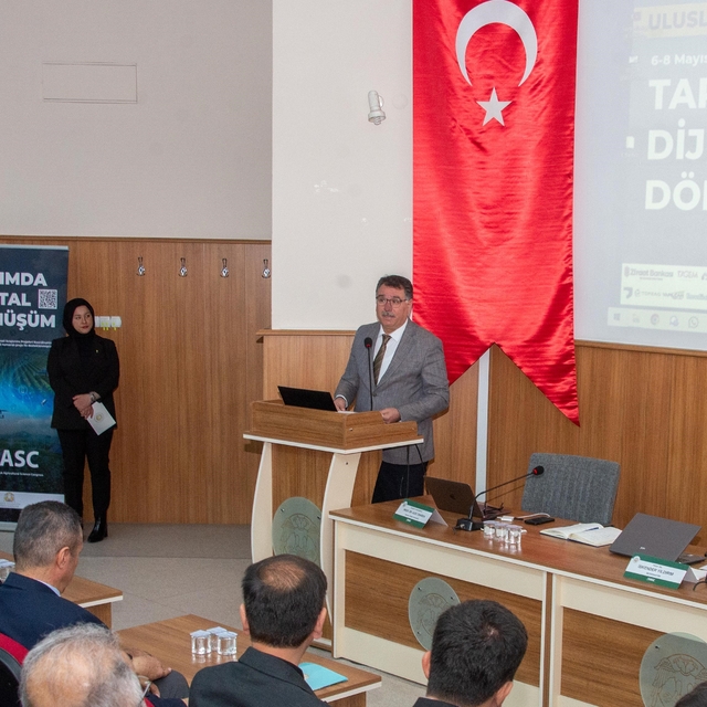 Bilim ve teknoloji, tarım için Selçuk Üniversitesi'nde buluştu