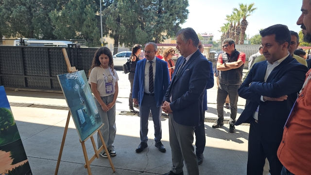 Nazilli'de bilim fuarında öğrenciler projelerini sergilendi