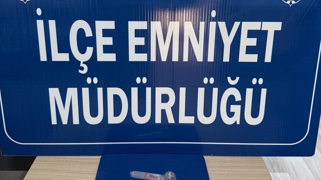 Gümüşhane'de şase numarası değiştirilmiş araç ve binlerce kaçak malzeme ele geçirildi