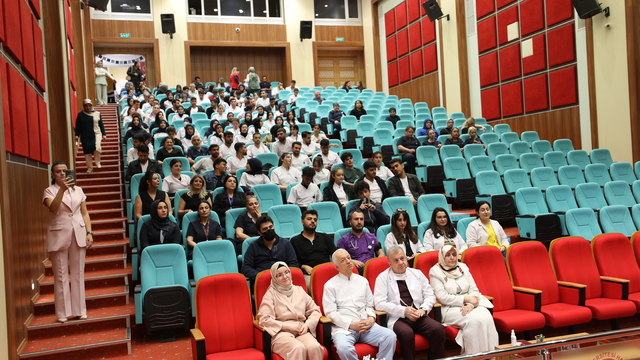 Elazığ'da "5 Mayıs Dünya El Hijyeni Günü" dolayısıyla konferans yapıldı