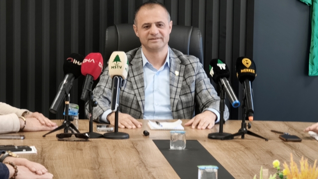 Menaf Kıyanç: "Muğla merkez ve ilçelerden toplam 100 otobüs hazırlıyoruz"
Muğlaspor Kulüp Başkanı Menaf Kıyanç:
"Herkes rakibi favori görebilir ama başarı inanmakla olur"
"Elazığspor yönetimiyle yapılacak online toplantı sonrası tribün dağılımı netleşecek"