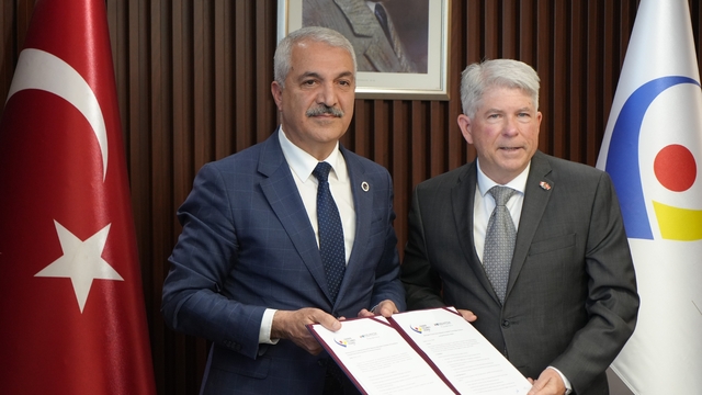 Gebze'den Kanada'ya kıtalar arası ticaret köprüsü
Gebze'nin üretim gücü Kanada pazarına açılıyor
