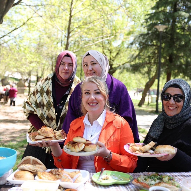 Baharın coşkusu ve Anneler Günü Ornaz Vadisi'nde bir araya geldi