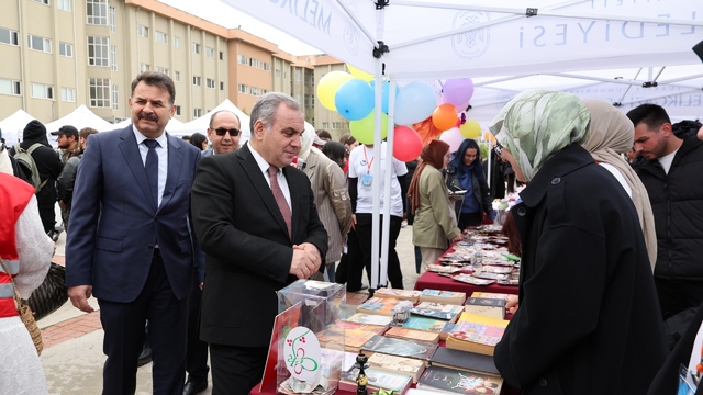 ERÜ'de "YDYOFEST" düzenlendi