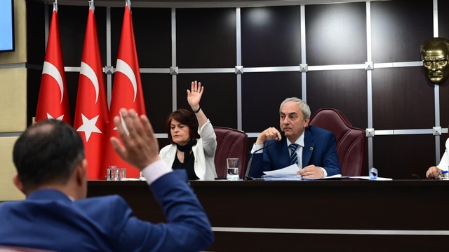 Kepez'in Mayıs gündeminde 2025'in bütçe başarısı konuşuldu
