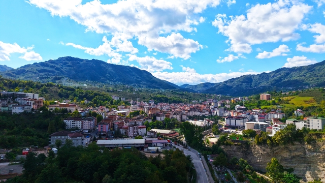 Ordu'da 8 çocuk yapanlara iş imkanı, 10 çocuk yapanlara sıfır araç