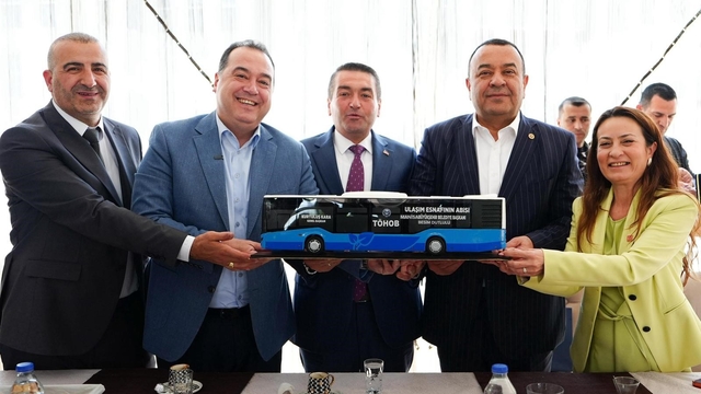 Başkan Dutlulu Saruhanlı'da toplu ulaşım esnafıyla buluştu