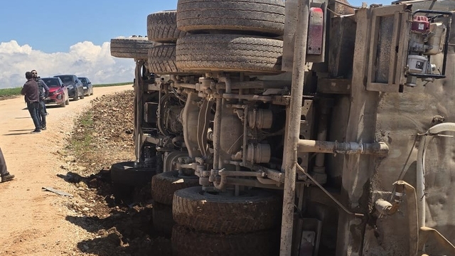 Adıyaman'da su tankeri devrildi