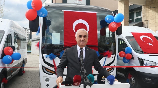 Muş Gençlik ve Spor İl Müdürlüğü araç filosuna 3 yeni araç eklendi
