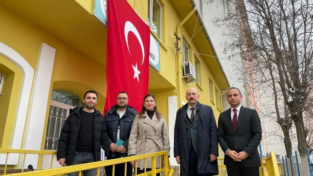 Kırklareli İl Milli Eğitim Müdürü Altınöz, Rehberlik ve Araştırma Merkezini ziyaret etti