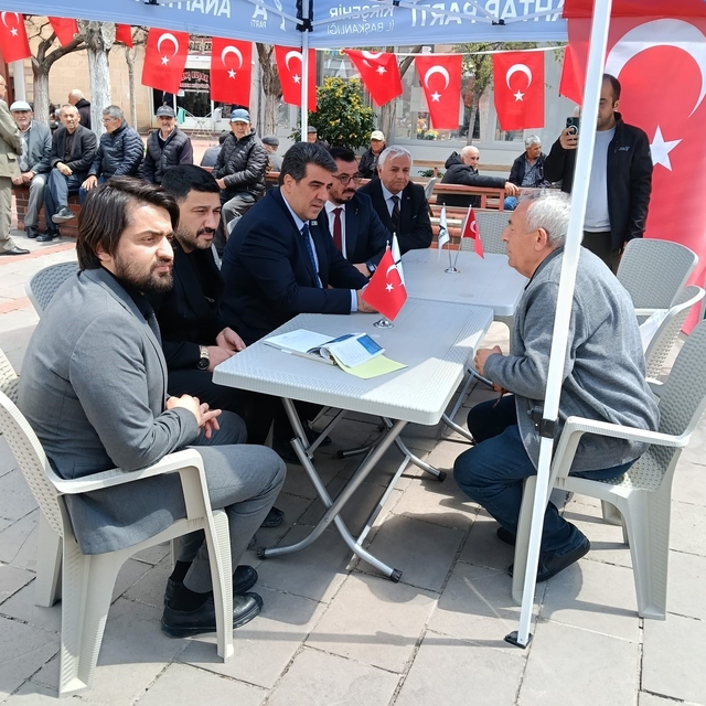 Anahtar Parti, ilçe temaslarıyla siyasi yol haritası çiziyor