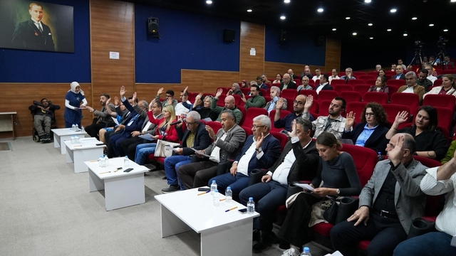 Aliağa Belediyesi, yaşlı bakımında Madrid'teki uygulamaları inceledi