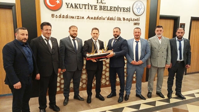 Emre Akoğan'dan Başkan Uçar'a ziyaret; Oto sanayi esnafına taziye evi müjdesi