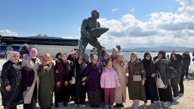 Tavşanlılı Engelli Kur'an Kursu öğrencilerinden Çanakkale'ye anlamlı ziyaret