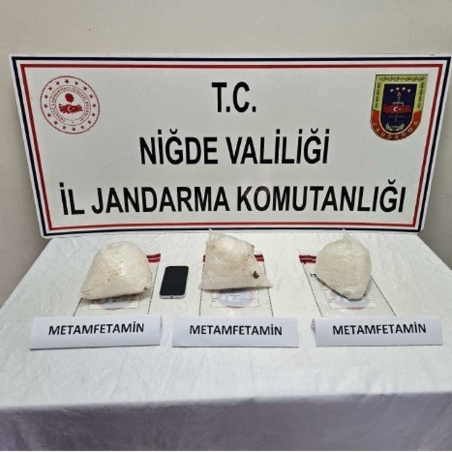 Niğde'de 3 kilo uyuşturucu ele geçirildi
