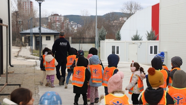 Kastamonu'da 4 ayda 8 bin 800 kişiye afet bilinci kazandırıldı