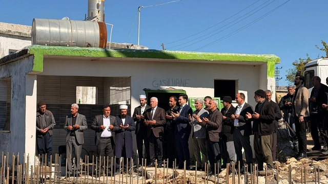 Çermik Belediye Başkanı Karamehmetoğlu cami temelini attı