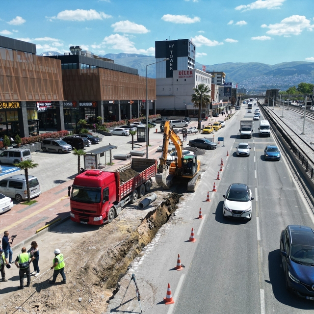 Büyükşehir Bursa'nın yeni yerleşimlerinde altyapıyı güçlendiriyor