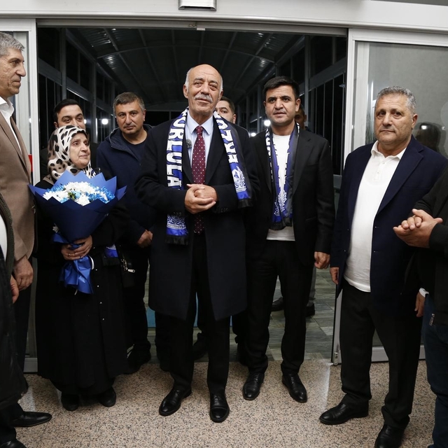 Lütfü Yücelik ETSO başkanlığına adaylığını açıkladı
Yücelik'e coşkulu karşı...