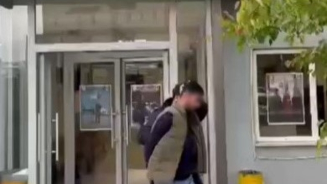 Kasten öldürmeden dolandırıcılığa, arananlar yakalandı
Bursa'da kesinleşmiş hapis cezası bulunan şahıslar yakalandı