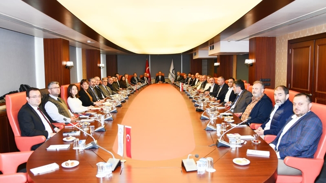 Yatırım fırsatları, sağlanan destekler ve teşvik mekanizmaları anlatıldı
Çerkezköy'de yerel kalkınma hamlesi toplantısı