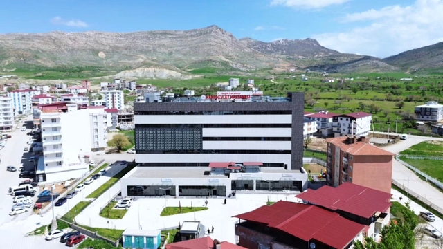 Yapımı tamamlanan Hani Devlet Hastanesi hizmete açıldı