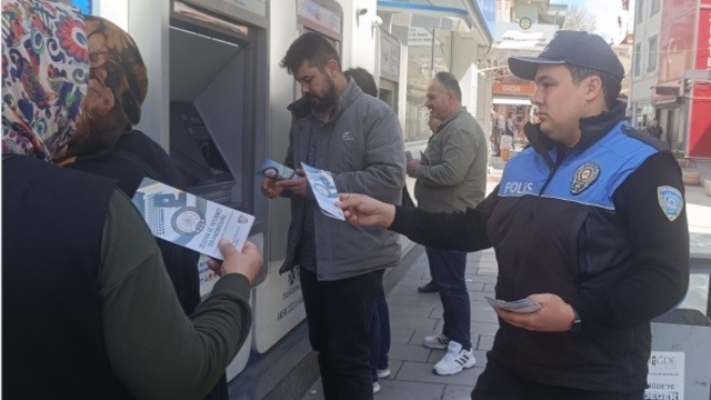 Niğde'de öğrencilere güvenlik eğitimi, vatandaşlara dolandırıcılık uyarısı yapıldı