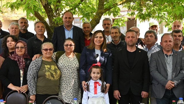 Başkan Yüceer, Süleymanpaşa ve Saray'da vatandaşların taleplerini dinledi