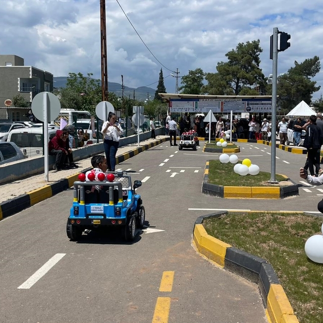 Kırıkhan'da öğrenciler trafik kurallarını bilgilendirme pistinde öğrenecek