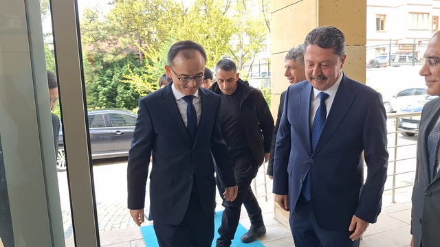 Çin'in Ankara Büyükelçisi Jiang Xuebin, Beypazarı'nda ziyaretlerde bulundu