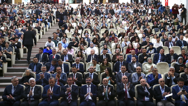 Bitlis'te "1. Uluslararası Sağlık ve Tıp Bilimleri Kongresi" başladı
