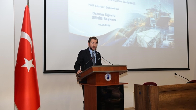 DENİB Başkanı Uğurlu üniversitelilerle deneyimlerini paylaştı
