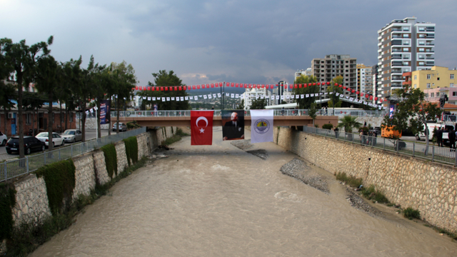 Erdemli ilçesinde 4. Taşıt Köprüsü açıldı
