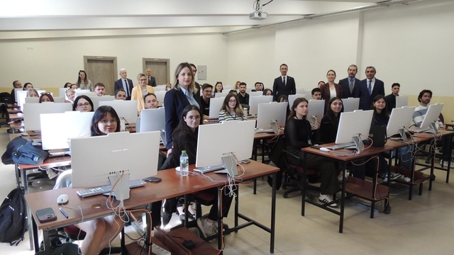 Trakya Üniversitesinde İstatistik Veri Kampı başladı