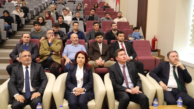 Ankara Yıldırım Beyazıt Üniversitesi'nde "İhtisas Akademi 2026" programı düzenlendi