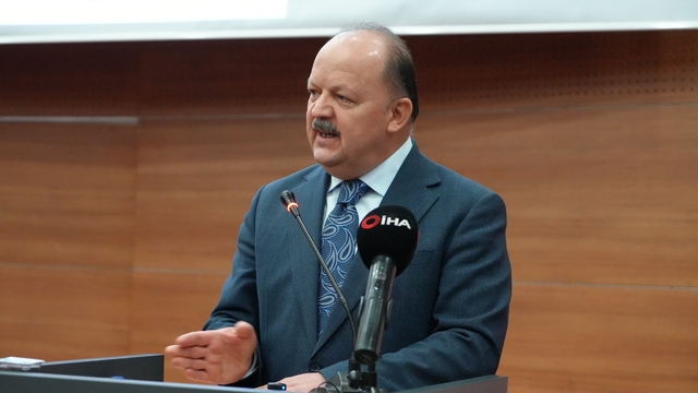 Vali Dallı: "Hz. Pir Şeyh Şaban-ı Veli'nin kurduğu Şabaniyye kolunun Endonezya'da Samaniyye adıyla bir kolu var"