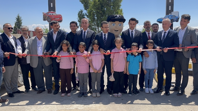 Kırıkhan ilçesinde çocuk trafik eğitim alanı açıldı