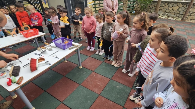 Kargı'da ana sınıfı öğrencileri arkeolojik kazı deneyimi yaşadı