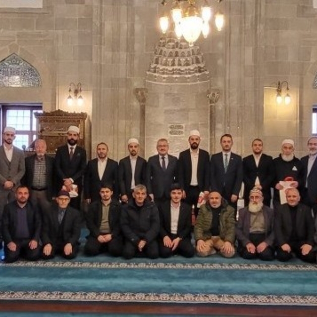 Hafızlık ve Kur'an-ı Kerim'i güzel okumada yarıştılar