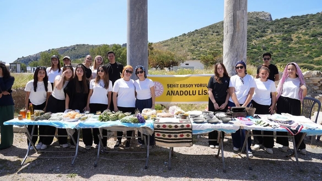 Datça'da "Maarifin Kalbinde Marifetli Gençlik" etkinliği yapıldı