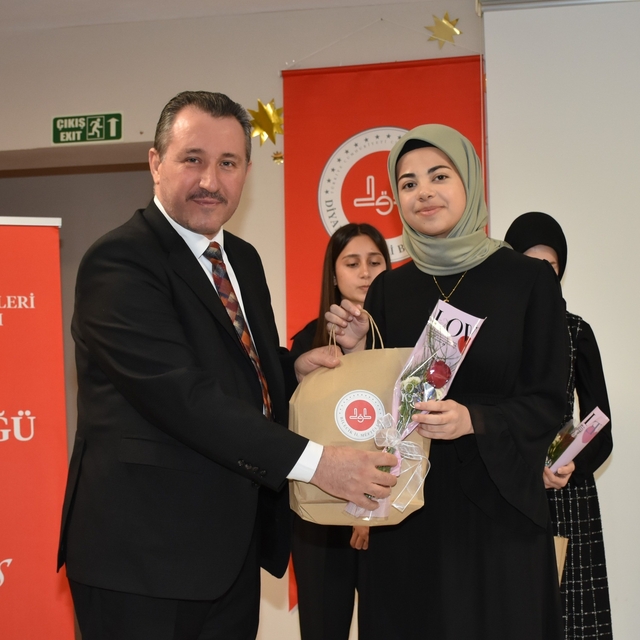Bilecik'te 'Rahleden Sahneye: Şehirler Dile Geliyor' programı düzenlendi