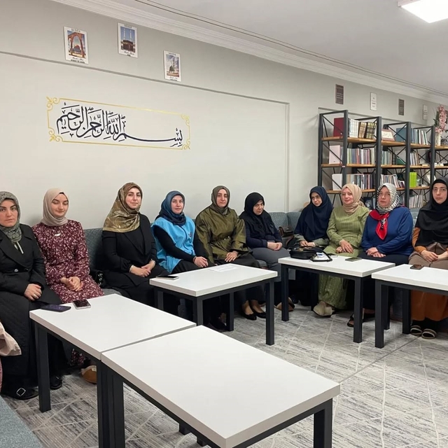 Bayburt'ta kadınlara aile içi iletişim semineri verildi