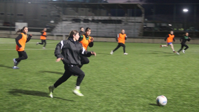 Erzurum'un ilk kadın futbol takımı, ilk profesyonel maçına çıkıyor