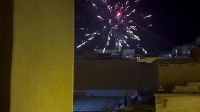 Nusaybin'de gece yarısı patlatılan havai fişekler tepki çekti