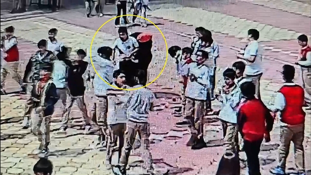 Heimlich manevrasıyla öğrencisinin hayatını kurtardı
