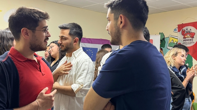 Menteşe'de kültür köprüsü: Gençler İngilizceyi yaşayarak öğreniyor
