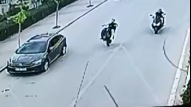 Trafikte tek teker üzerinde motosiklet kullanan sürücüye 56 bin lira ceza