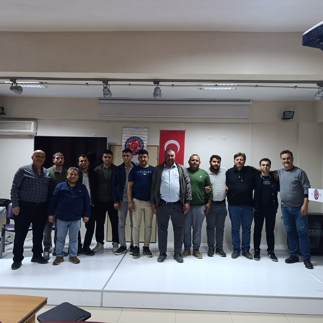 Sınavı geçen Buldanlı avcılar sertifika almayı hak kazandı