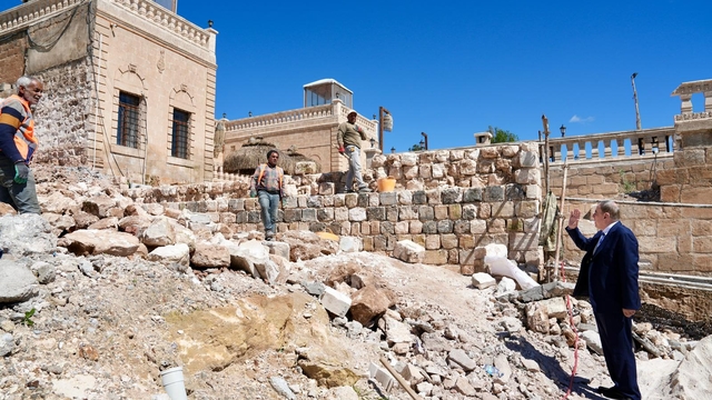 Midyat'ta tarihi mirasın korunması için restorasyon ve dönüşüm projeleri sürüyor